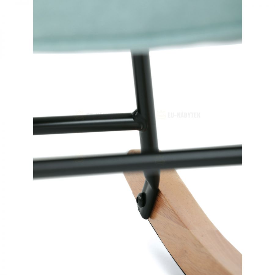 Křeslo houpací, potah světle modrá látka, dřevěné nohy, masiv kaučukovník