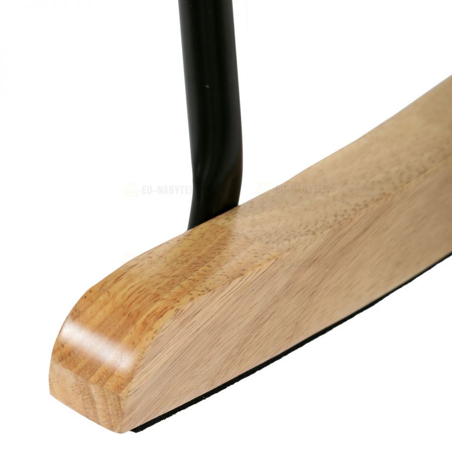 Křeslo houpací, potah růžová látka, dřevěné nohy, masiv kaučukovník
