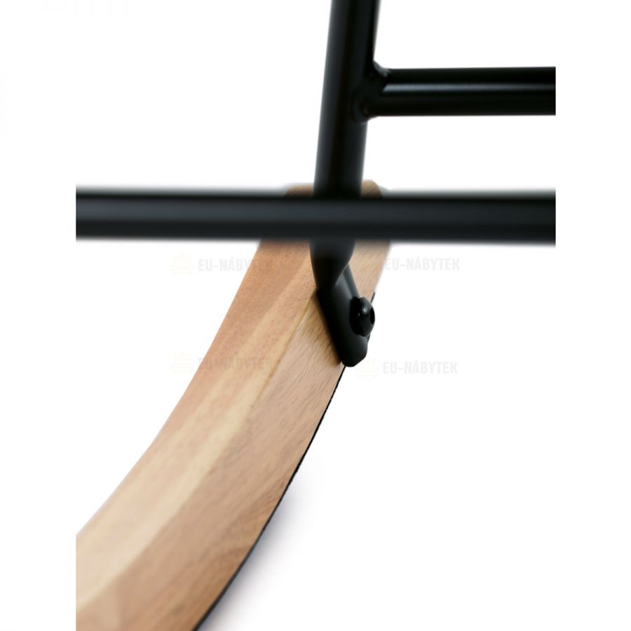 Křeslo houpací, potah růžová látka, dřevěné nohy, masiv kaučukovník