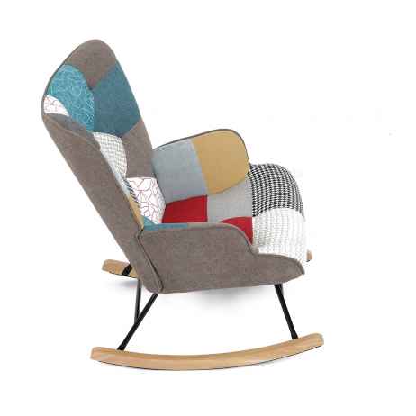 Křeslo houpací, potah patchwork látka, dřevěné nohy, masiv kaučukovník