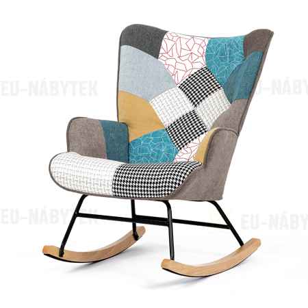 Křeslo houpací, potah patchwork látka, dřevěné nohy, masiv kaučukovník