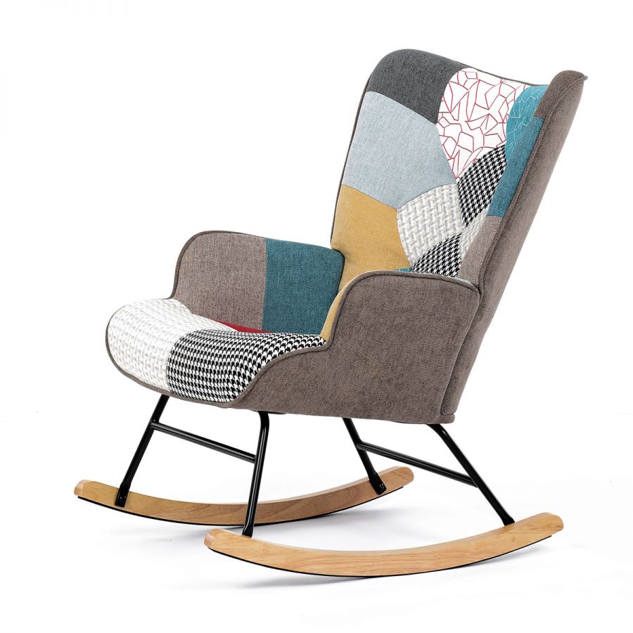 Křeslo houpací, potah patchwork látka, dřevěné nohy, masiv kaučukovník