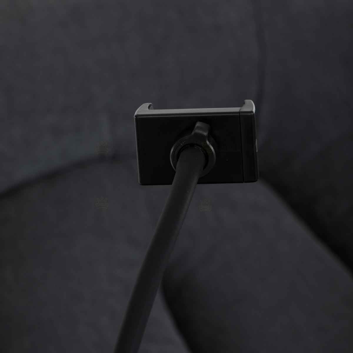 TV křeslo s elektrickým polohováním, hlasové ovládání (ENG), reproduktor, podsvícení, držák telefonu, uložný box, zabudo