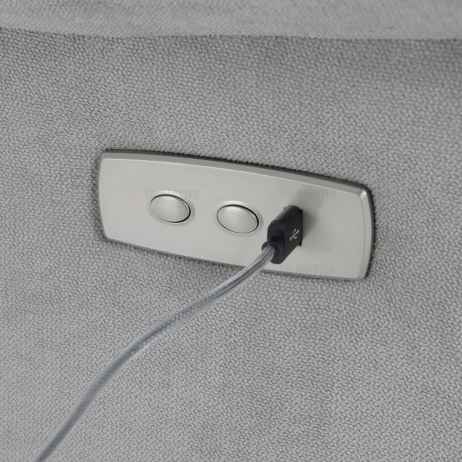 Polohovacíí křeslo s elektrickým ovládáním, potah stříbrná látka